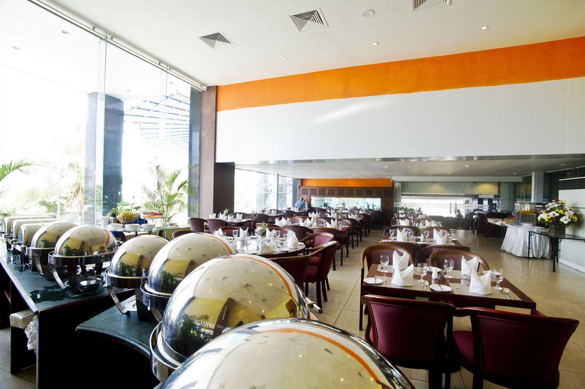 Global Towers Hotel & Apartments Colombo Exterior foto