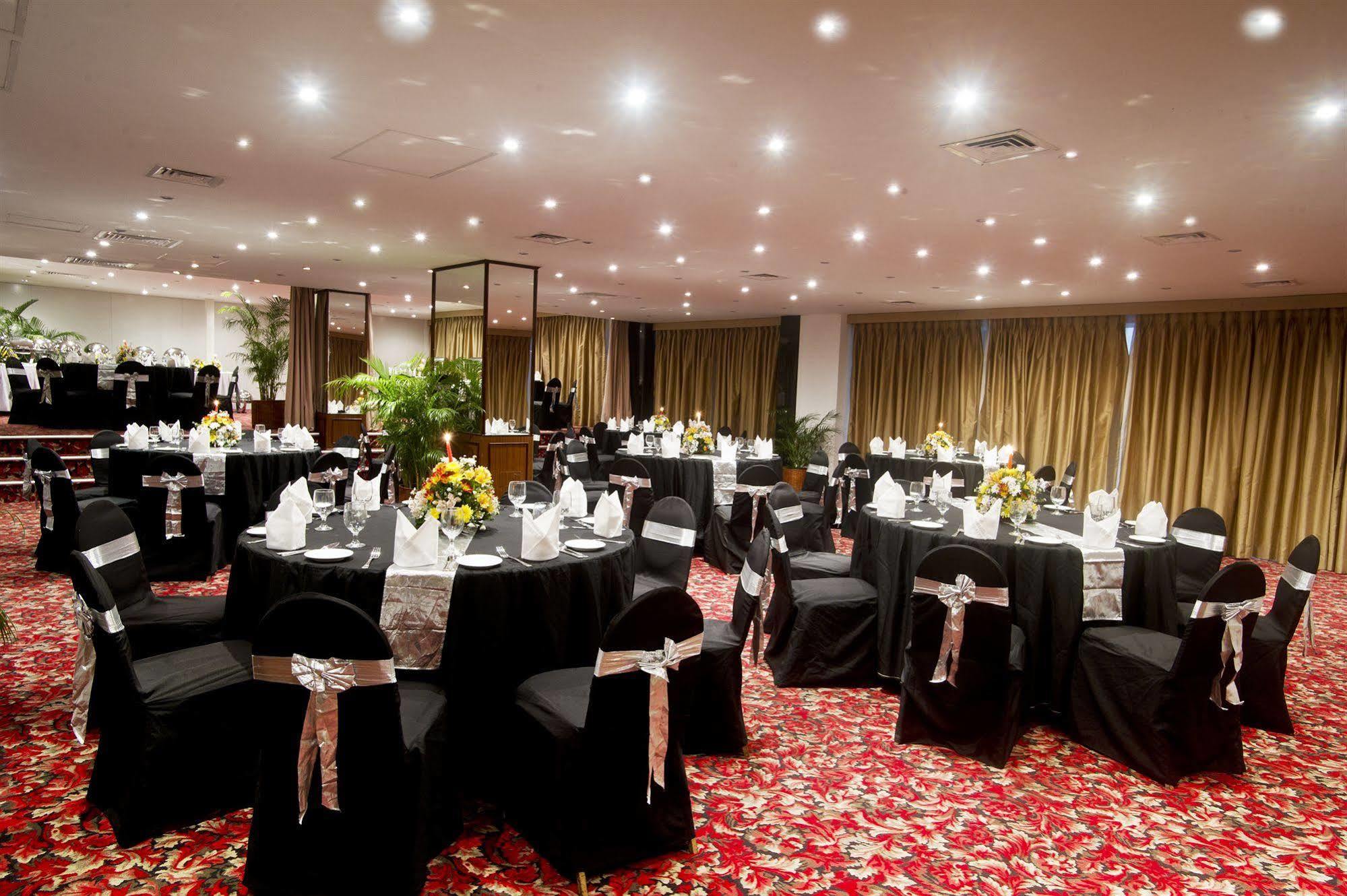 Global Towers Hotel & Apartments Colombo Exterior foto